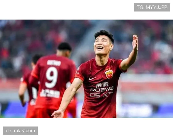 中国足协公布4月最佳奖项候选:武磊、克雷桑、恩里克入围最佳球员 中国足协公布4月最佳奖项候选:武磊、克雷桑、恩里克入围最佳球员